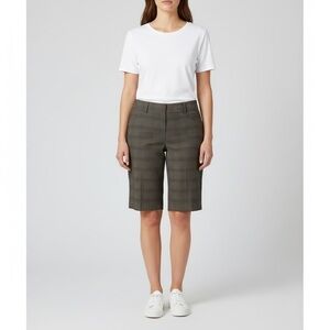 Ricki’s mid rise fitted Bermuda shorts plaid size 14 NWT